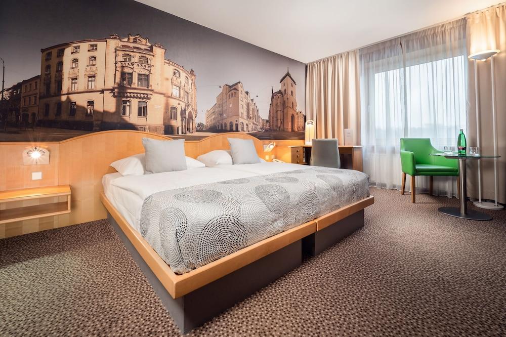 Cosmopolitan Bobycentrum – Czech Leading Hotels - Featured Image
