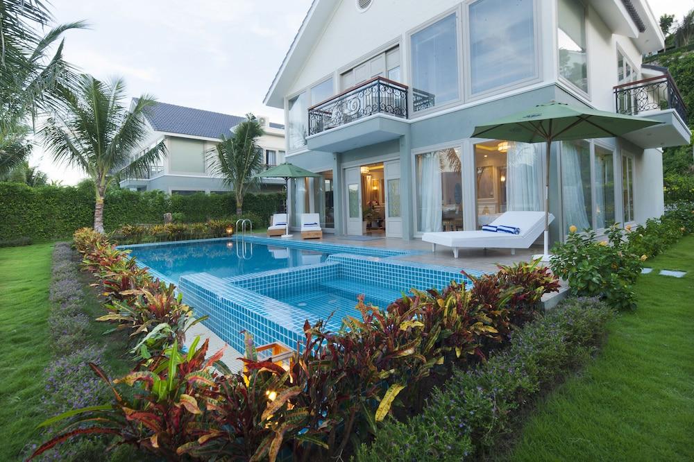 Hon Tam Resort - Outdoor Pool