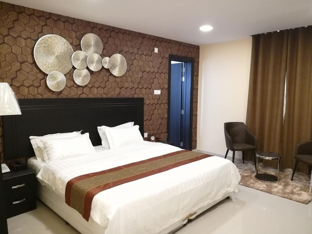 Tanuf Residency Hotel - Featured Image