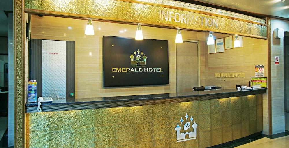 Emerald Hotel - Reception