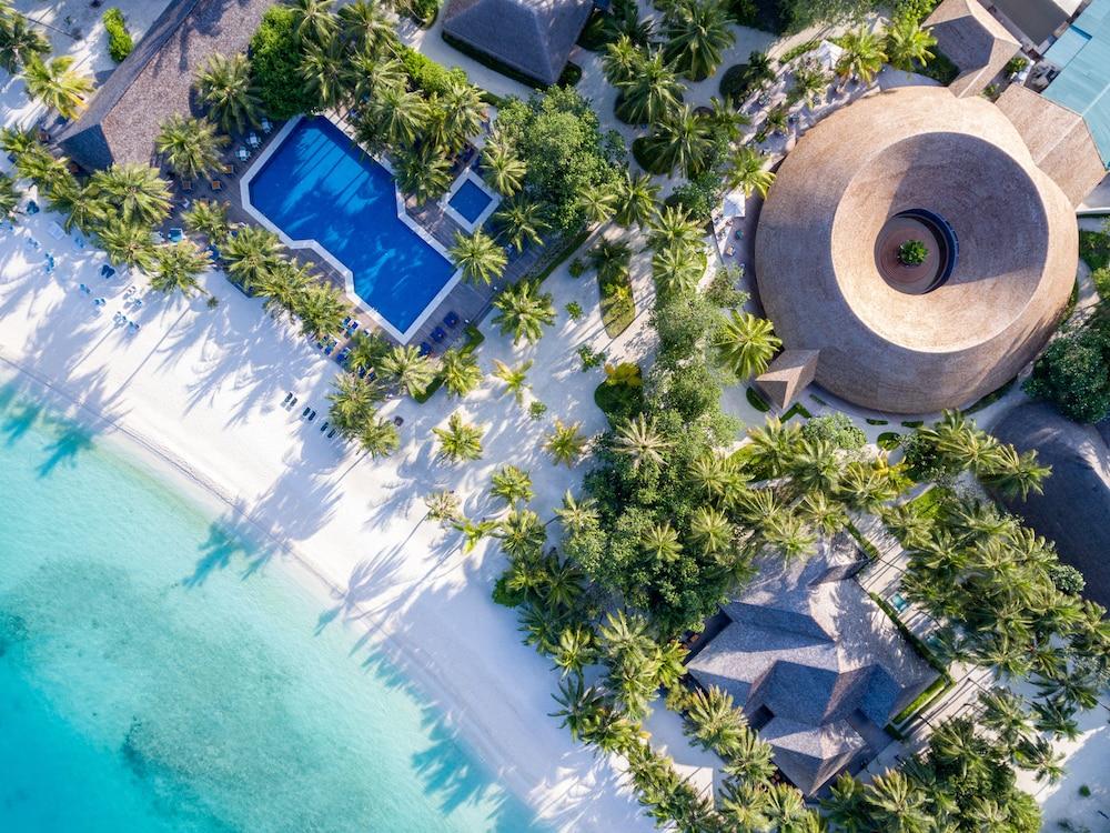 Meeru Maldives Resort Island - Featured Image