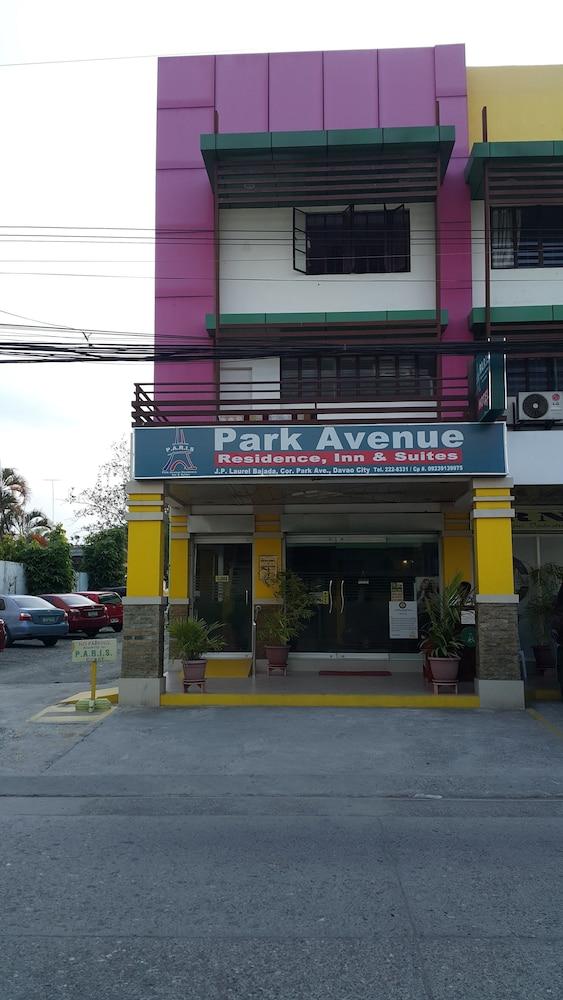 Park Avenue Residence Inn & Suites - Hotel Entrance