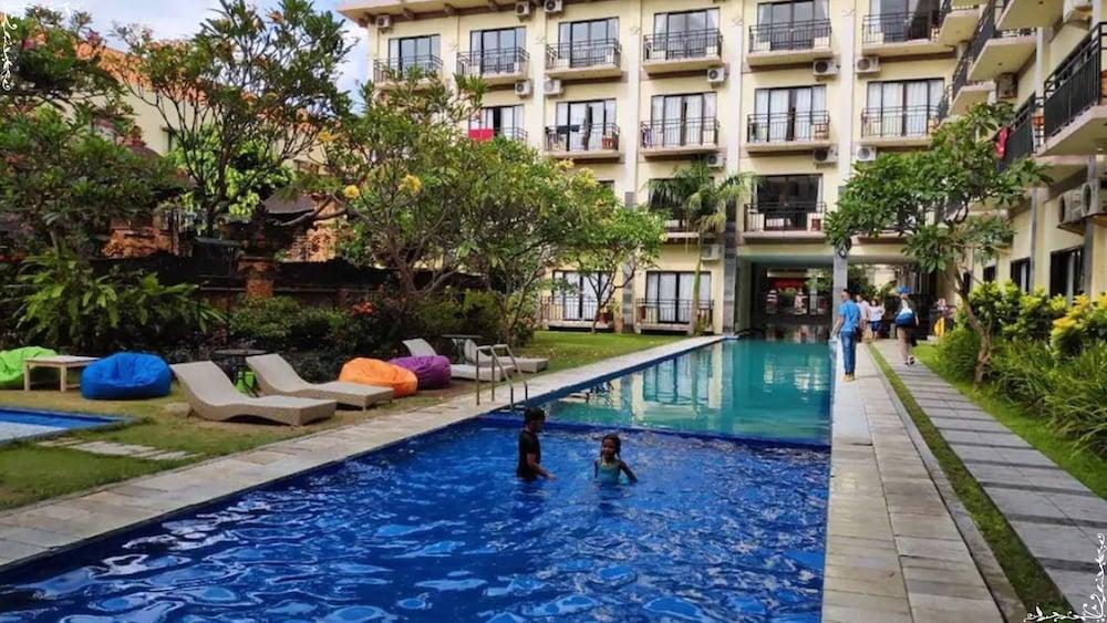 The Aromas of Bali Hotel & Residence - Outdoor Pool
