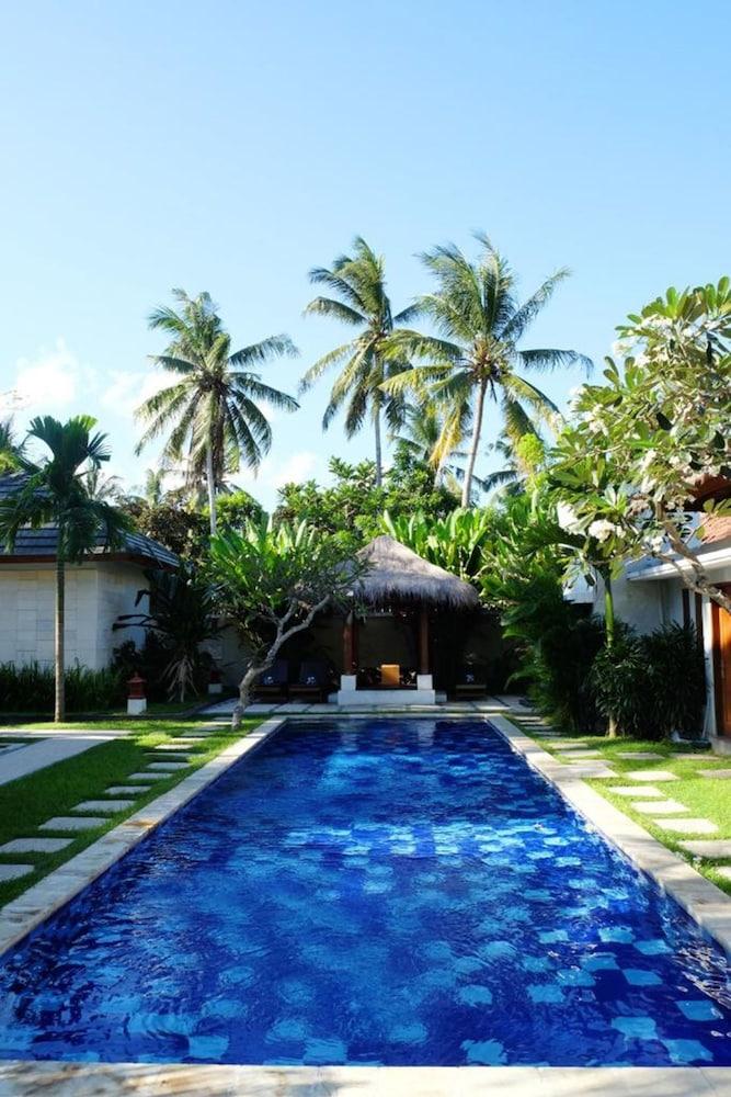 Villa Bau Nyale - Featured Image