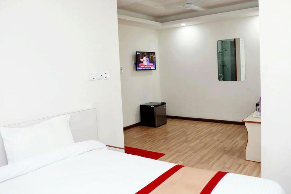 Hotel Sunaulo Inn - Room