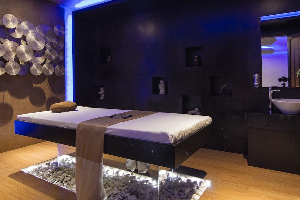 Boracay Suites - Treatment Room