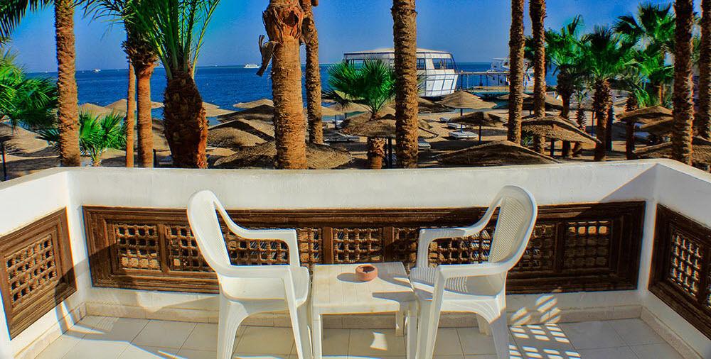 Al Mashrabiya Beach Resort - Balcony