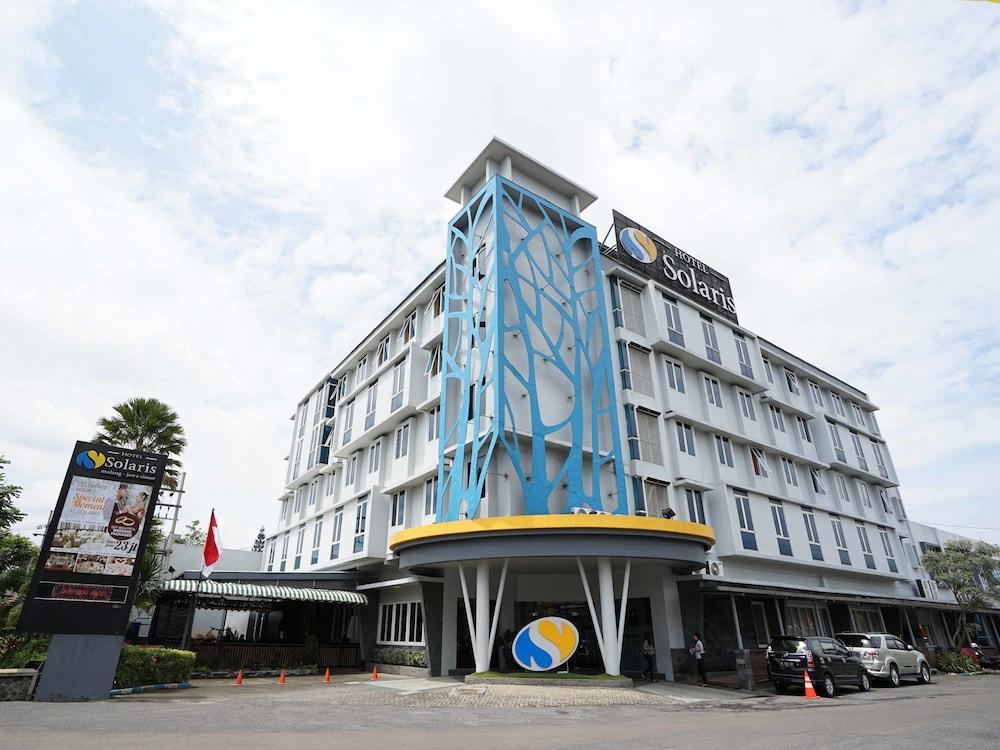 Solaris Hotel Malang - Featured Image
