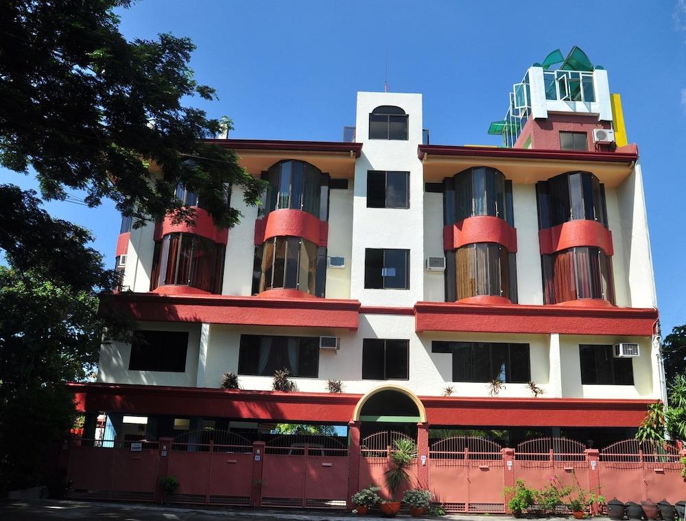 White Mansion Davao Hotel - Featured Image