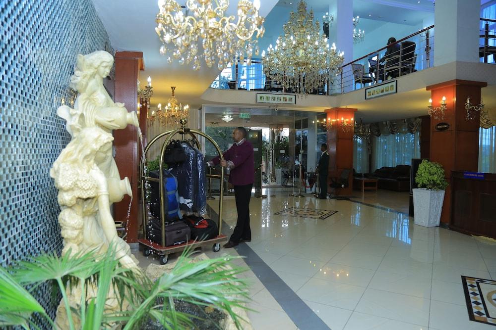 Sarem International Hotel - Lobby