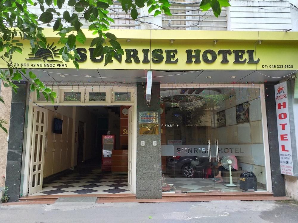 Sunrise Hotel - Featured Image