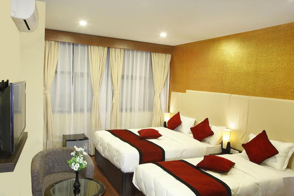 Meridian Suite Hotel - Room