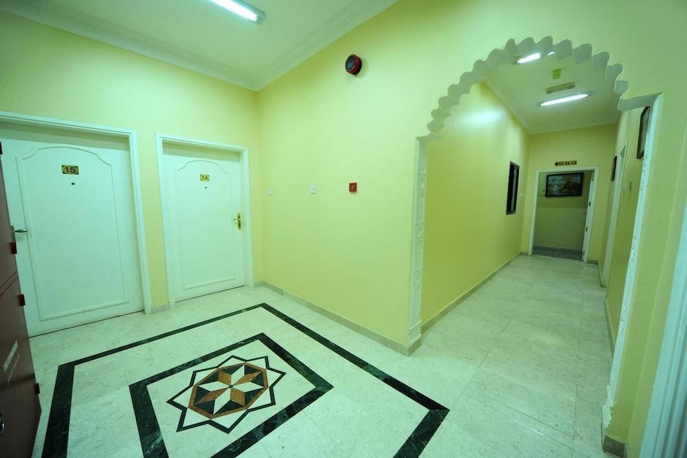 Al Jumhour Hotel Apartments - Interior