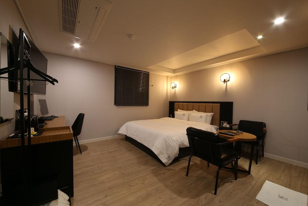 Hotel No25 Seomyeon Ilbeonga - Room