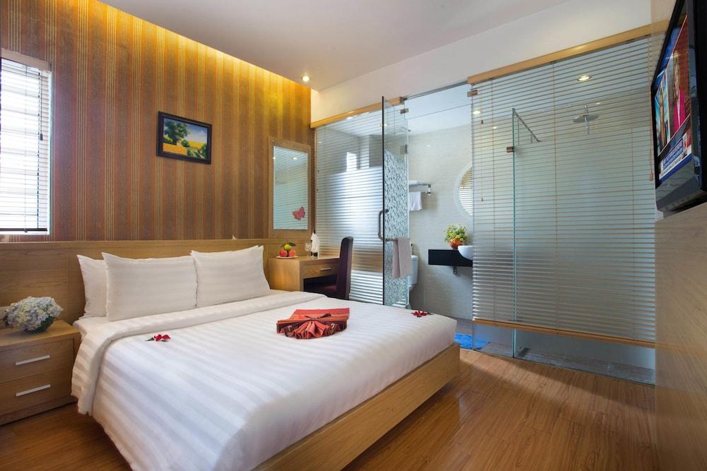 Tu Linh Palace Hotel - Room