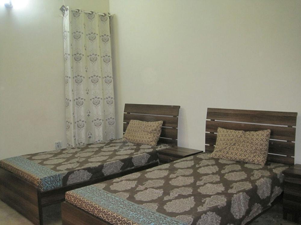 Guest House - Room