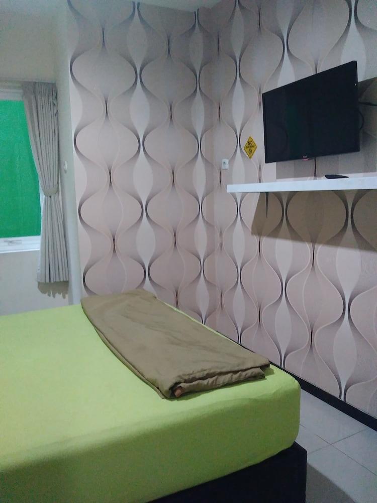 Budget Guest House Tunas Mandiri Jaya - Room