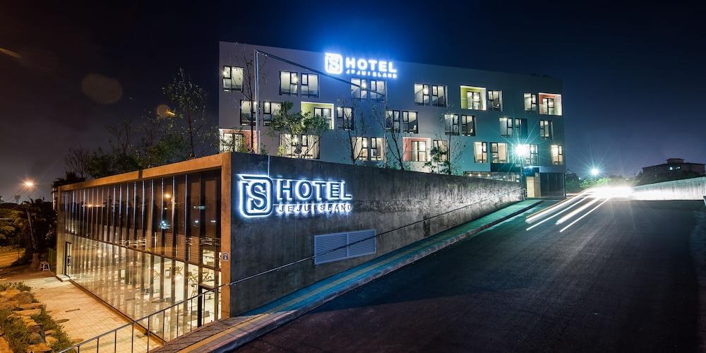 Jeju S Hotel - Featured Image
