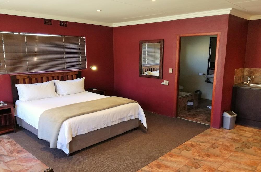 Africlassic Rivonia by BON Hotels - Room