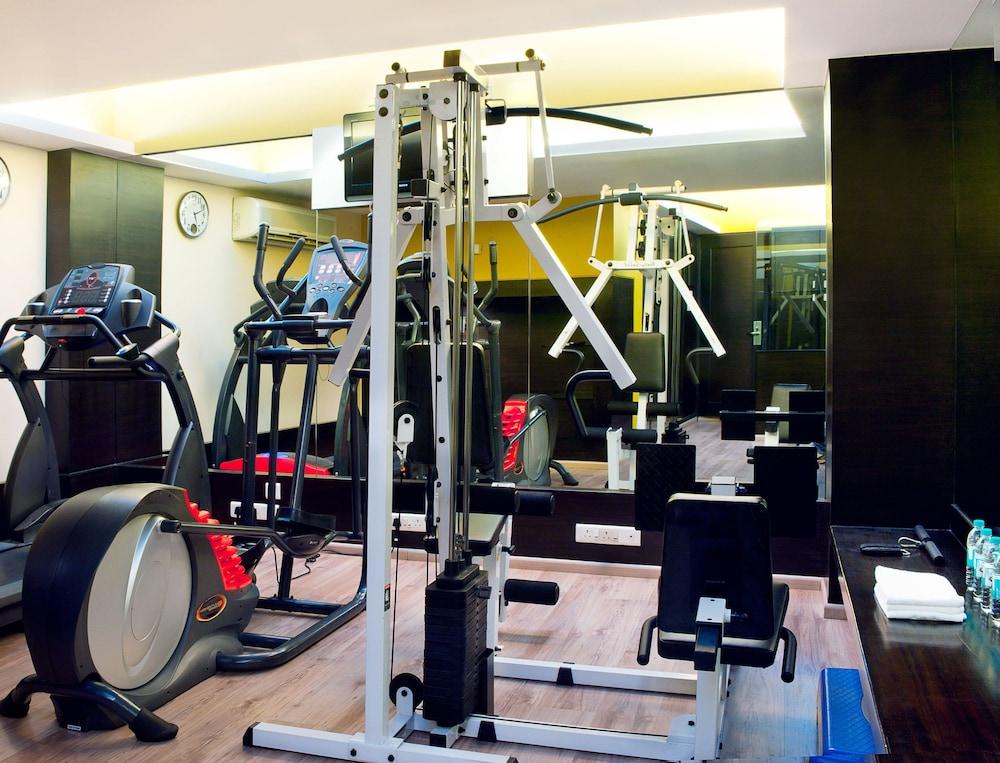 Grand Residency Hotel & Serviced Apartments - Gym