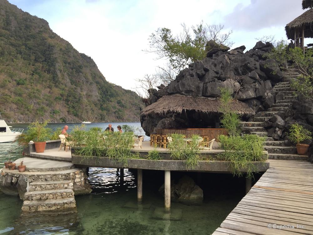 Sangat Island Dive Resort - Property Grounds