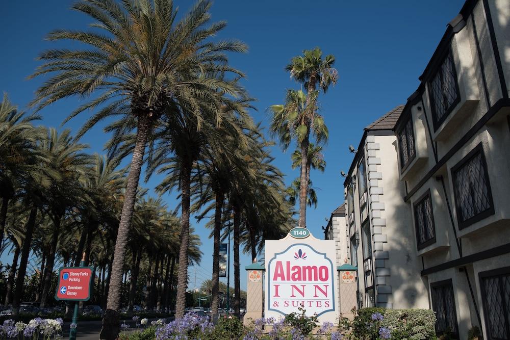 Alamo Inn & Suites - Featured Image