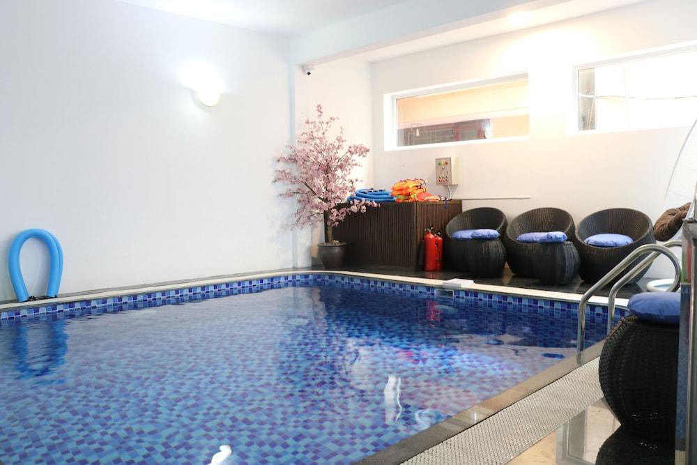 Hanoi Sunflower Westlake Homestay - Indoor Pool