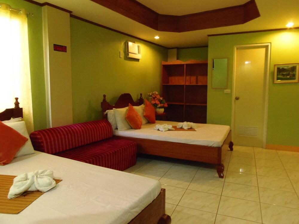 Palanca Guest House - Room