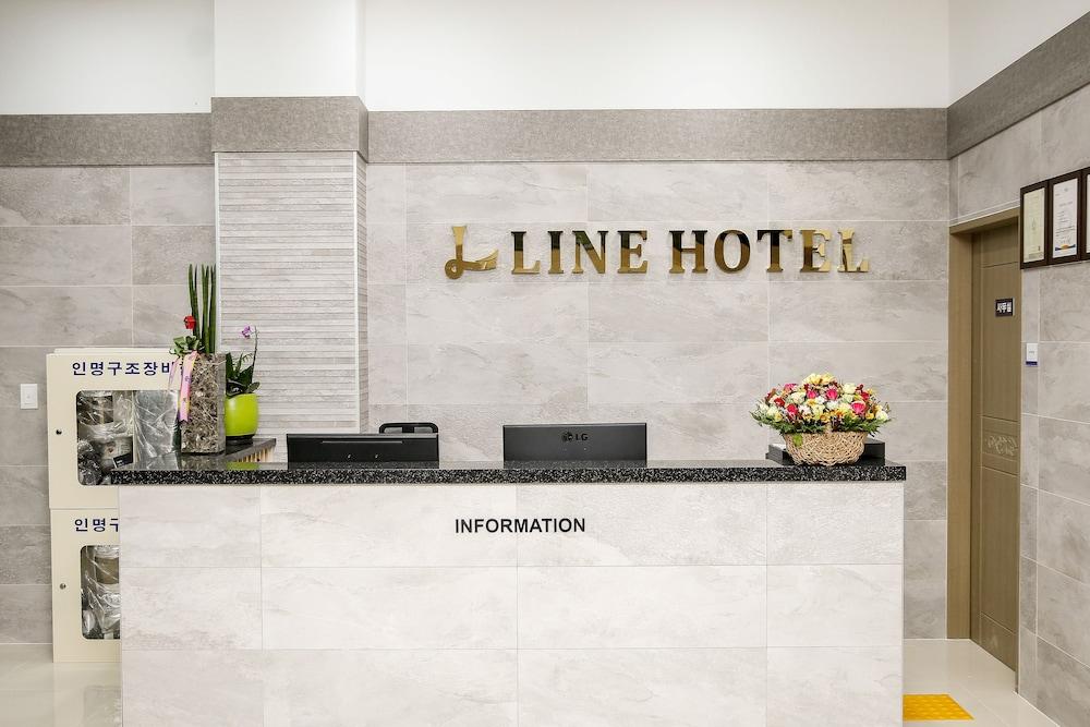 Line Hotel - Reception