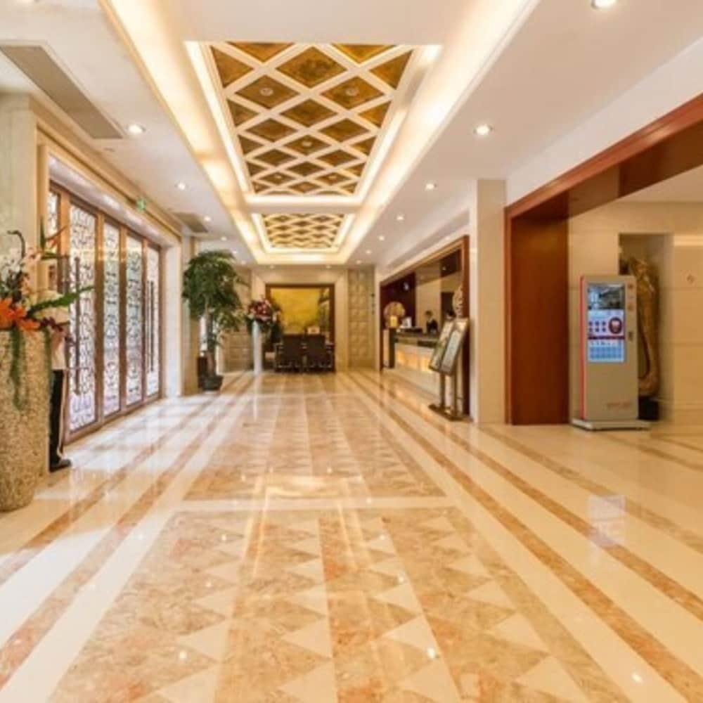 Zhuhai Guotai Hotel - Lobby