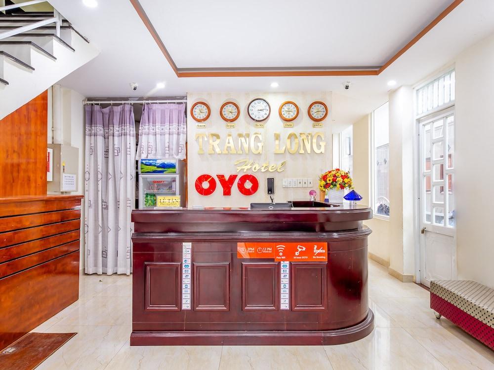 OYO 587 Trang Long - Reception