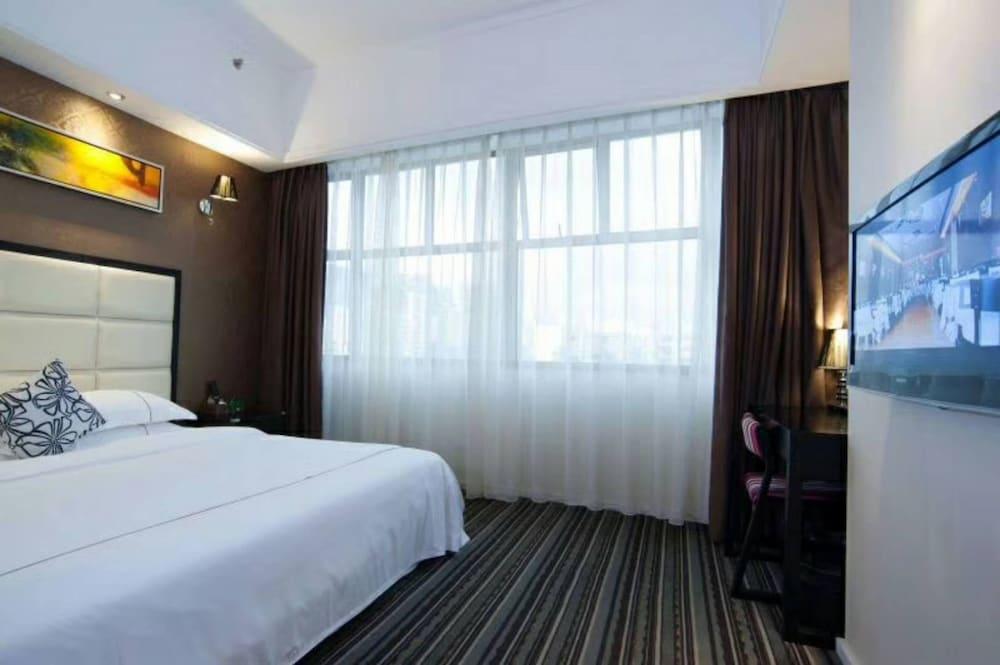 Zhuhai Biwan Hotel - Guestroom