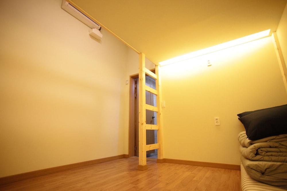 Kidari Guesthouse - Room