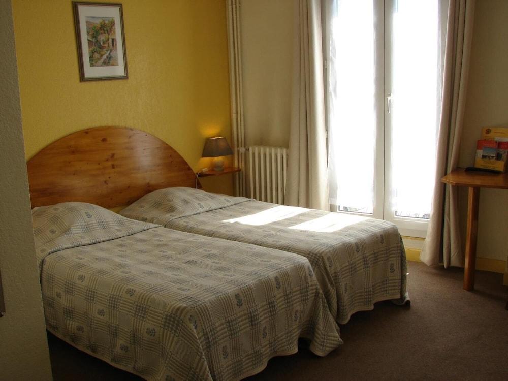 Hotel de Paris et des Voyageurs - Room