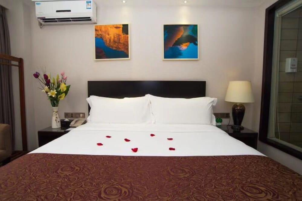 Zhuhai Aqueen Hotel - Room