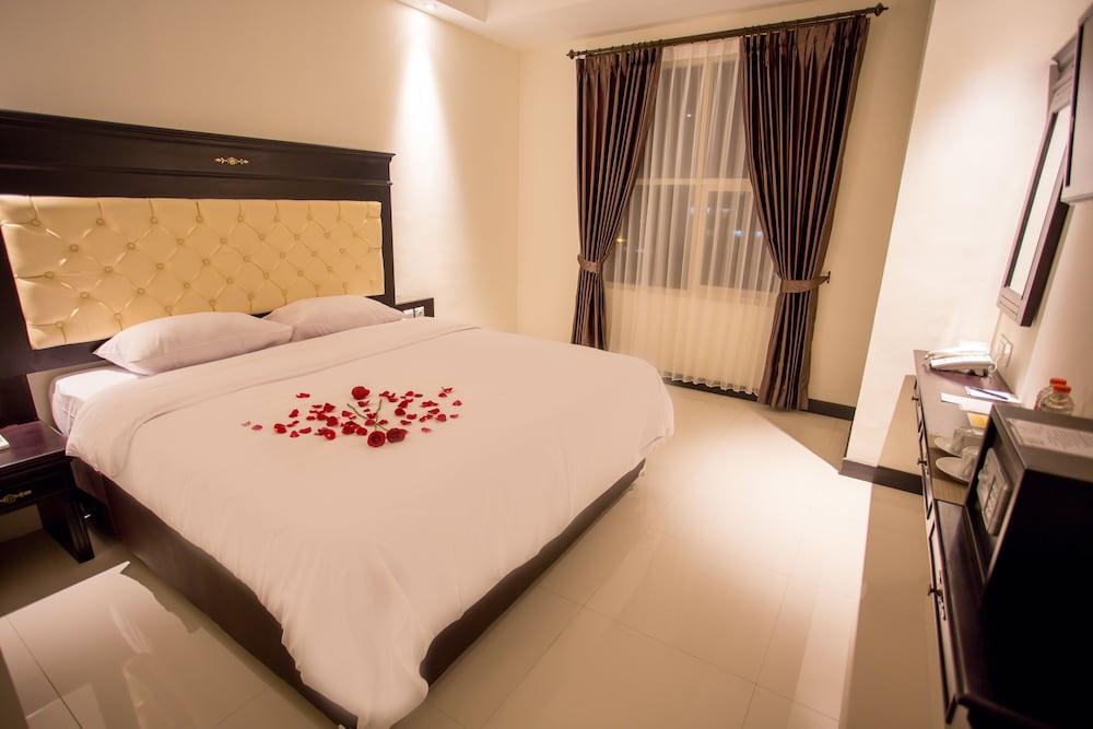 Same Hotel Malang - Room