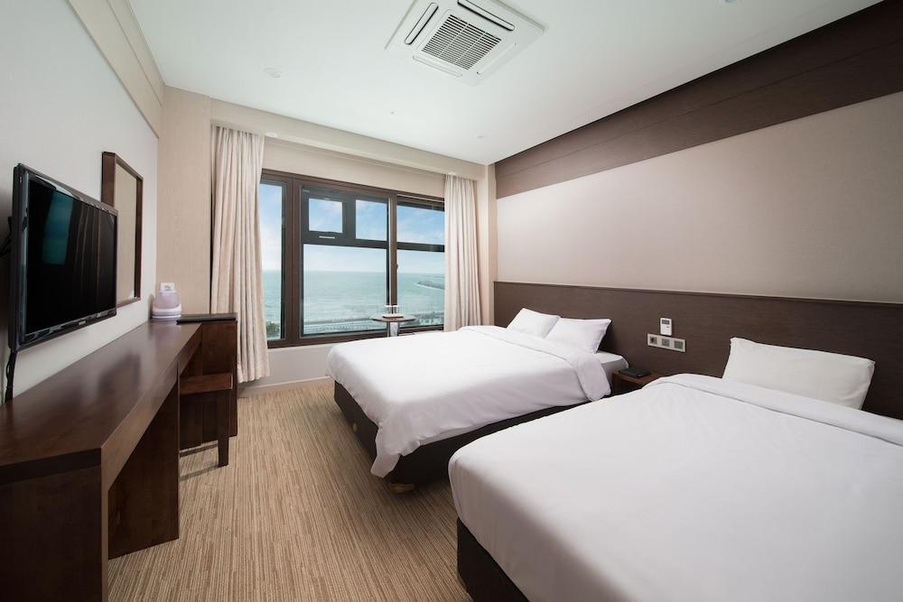 Jeju Palace Hotel - Room