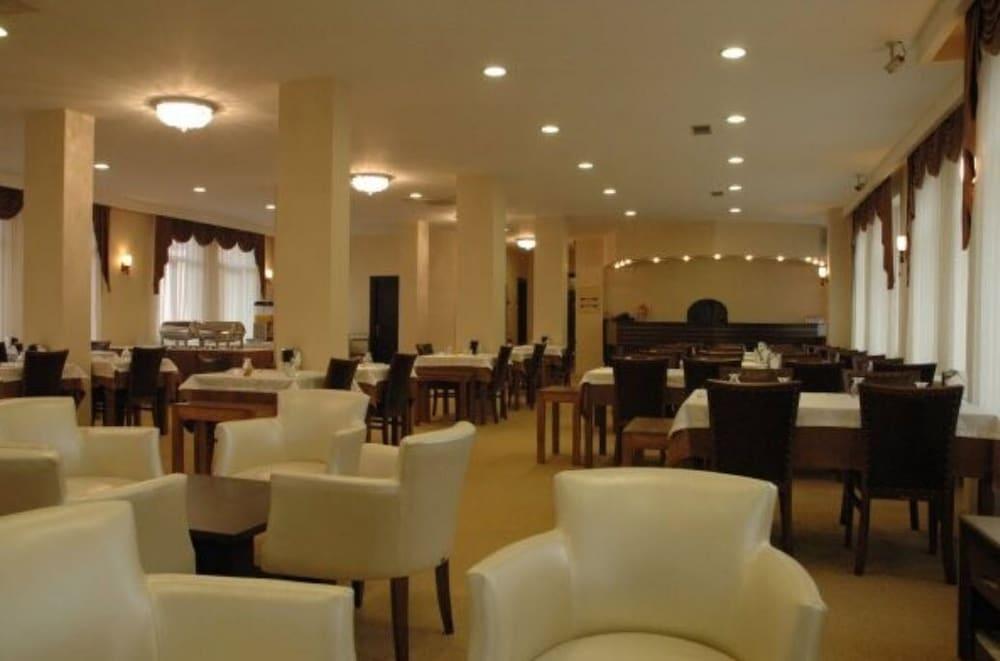 Grand Adanus Hotel - Restaurant