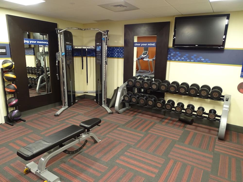 Hampton Inn & Suites Madison-West - Fitness Facility