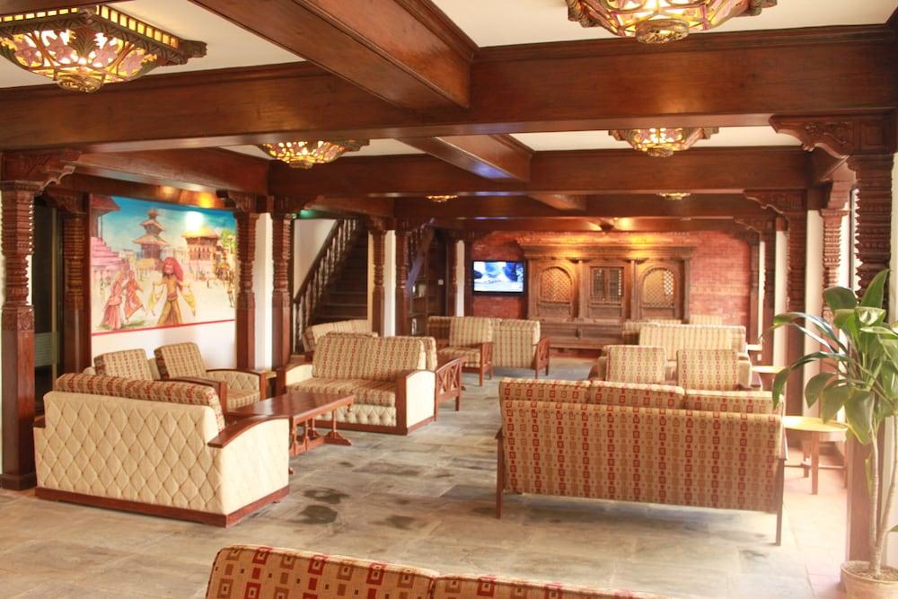 Hotel Manaslu - Lobby Sitting Area