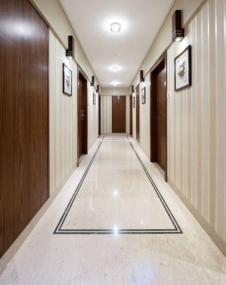 Grand Residency Hotel & Serviced Apartments - Interior