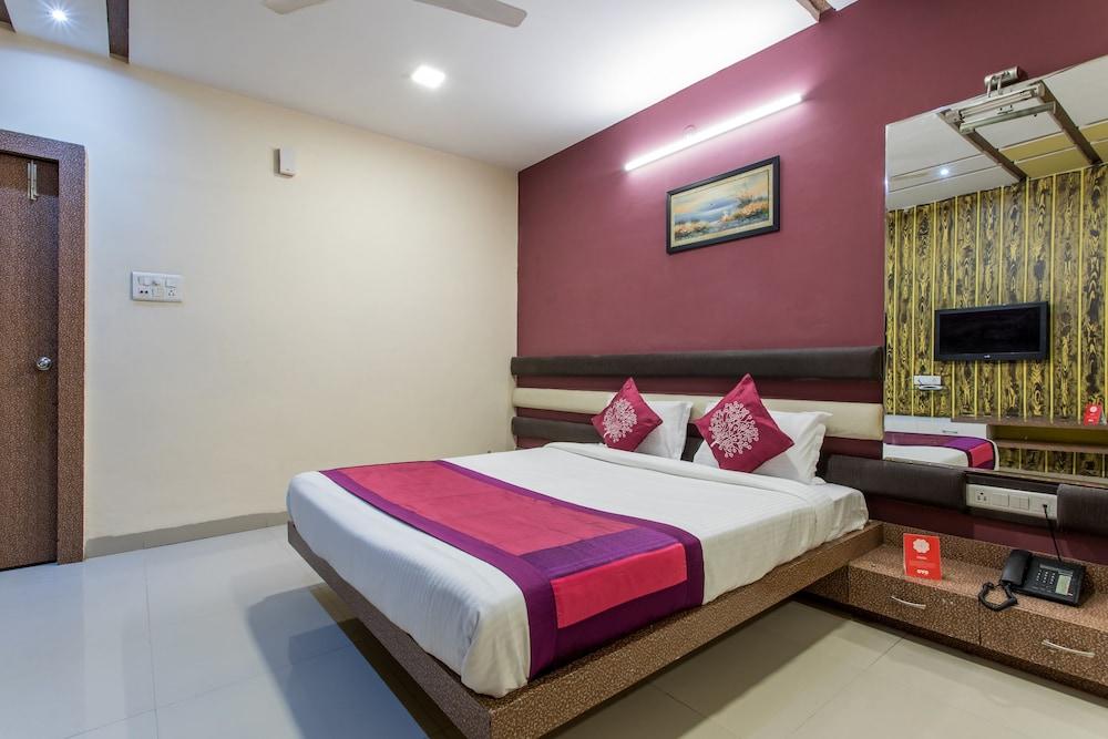 OYO 6320 Shri Balaji Avenue - Room