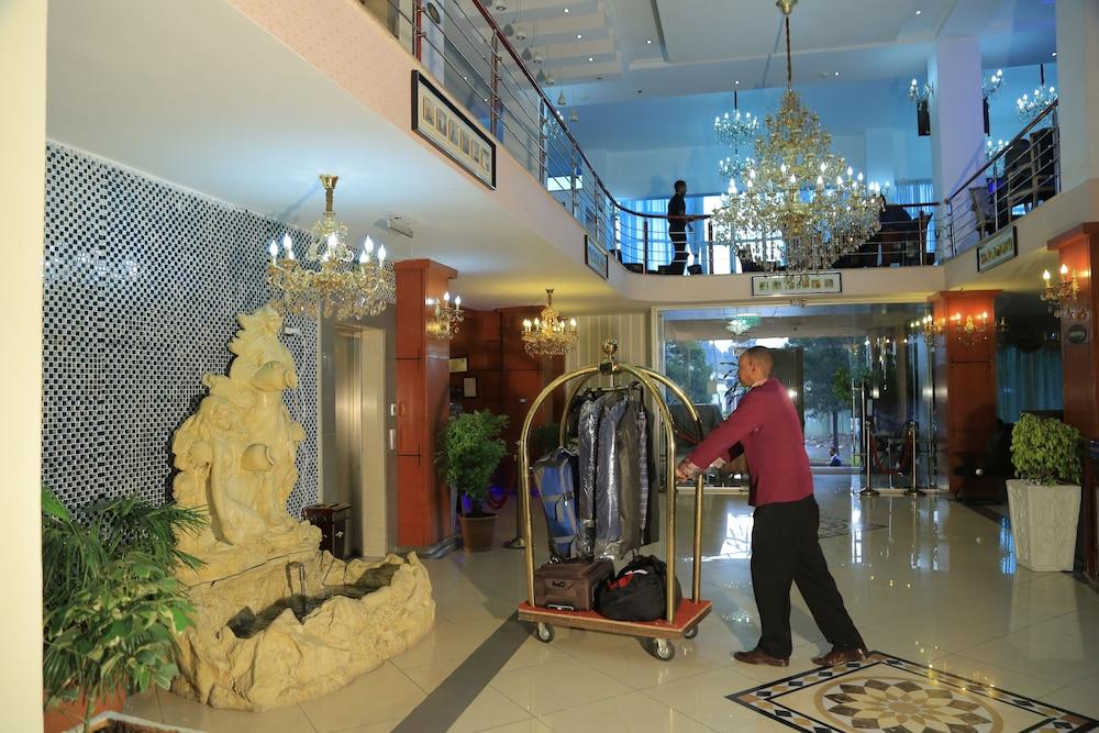 Sarem International Hotel - Lobby