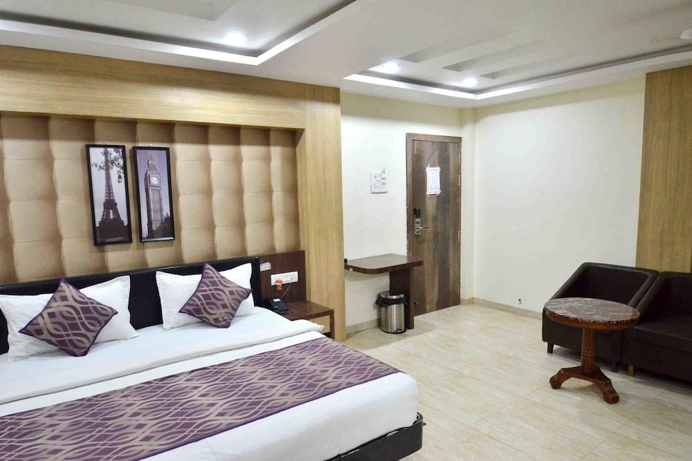OYO 1290 Hotel Prashant - Room