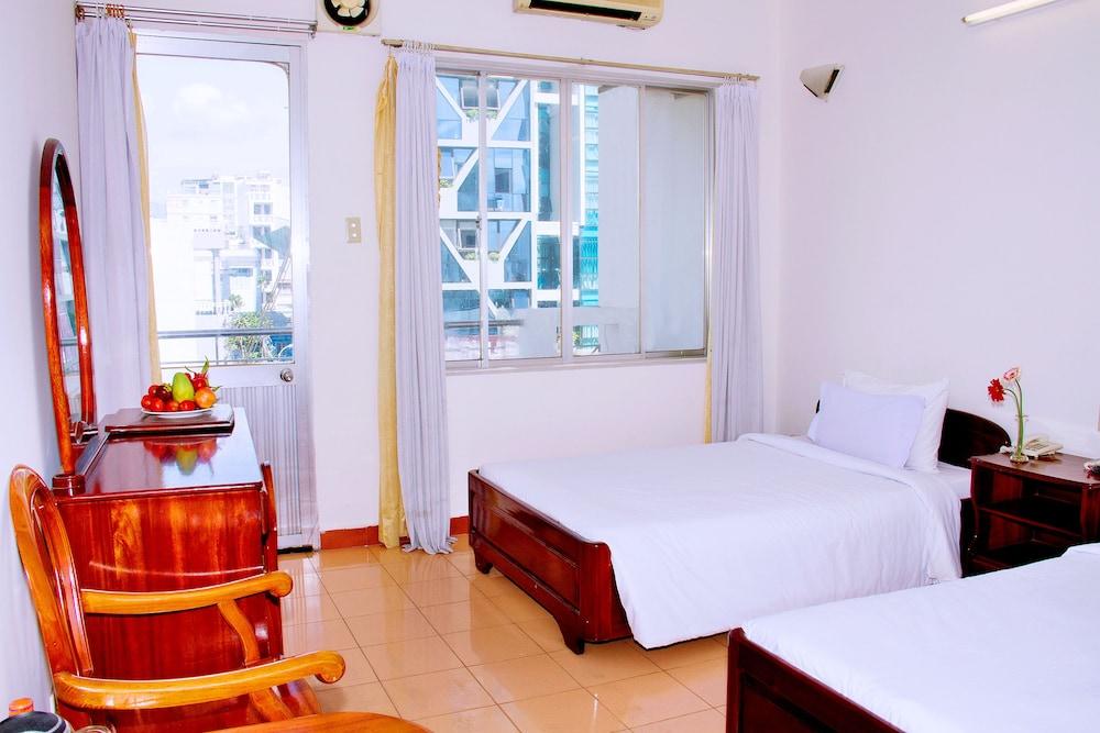 Aurora Nha Trang Hotel - Featured Image