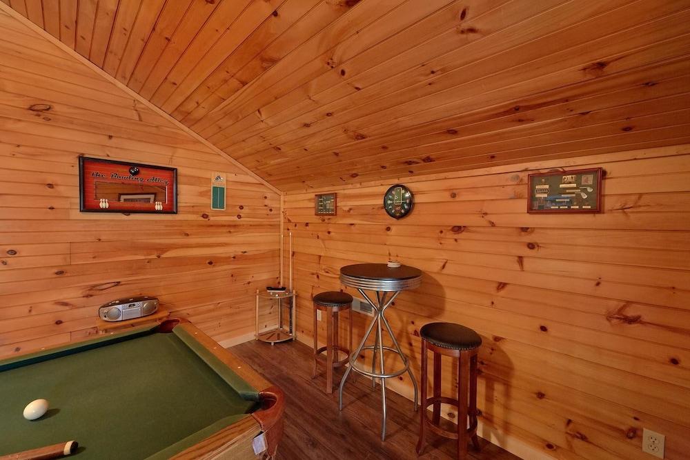 Inspiration Point Holiday home 0 - Billiards