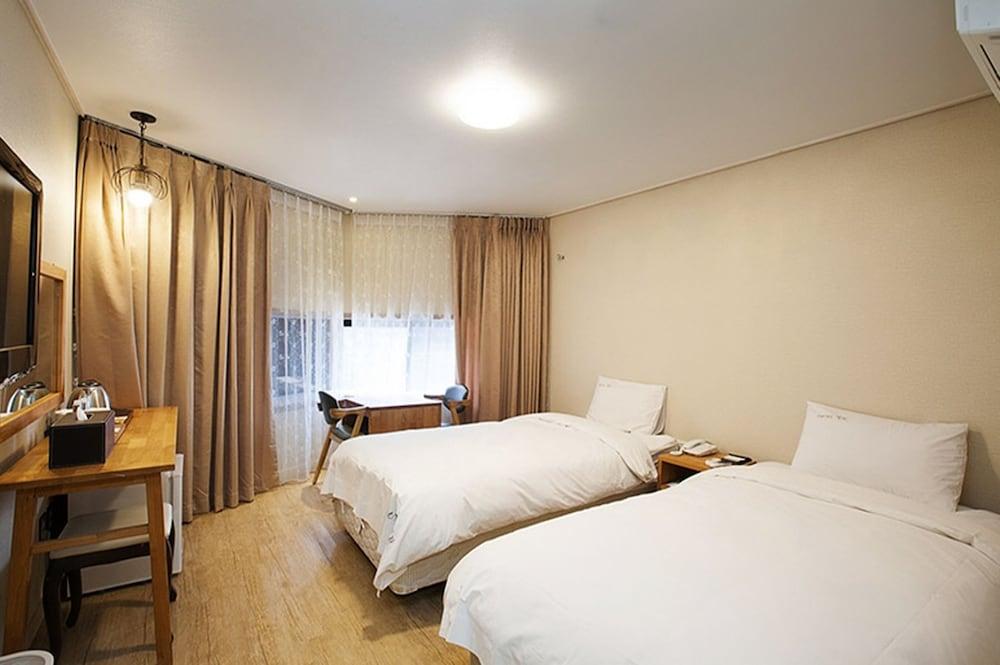 Hotel Elin - Room