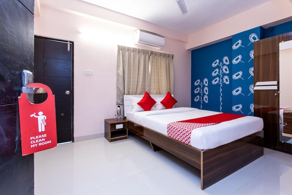 OYO 25116 Hotel Shanti View - Room