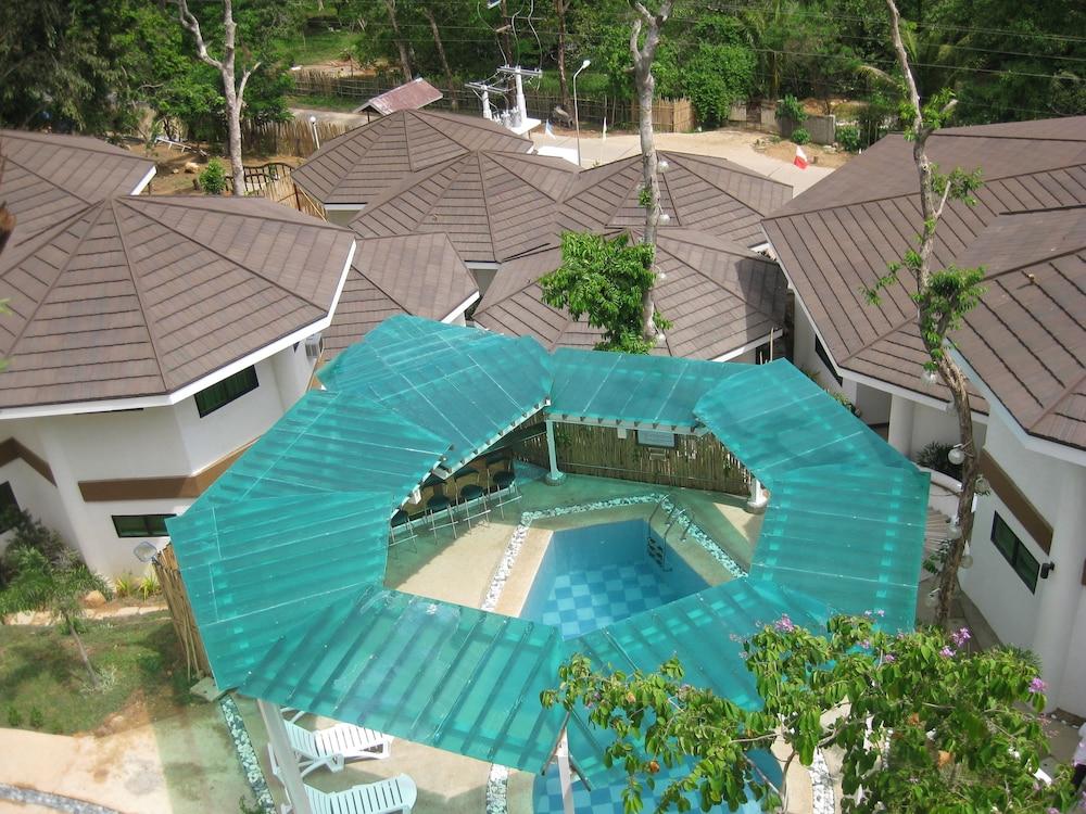 Coron Hilltop View Resort - Outdoor Pool
