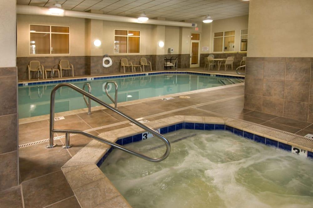 Drury Inn & Suites Flagstaff - Indoor Pool